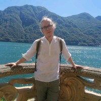 Florian Eberhardt Email