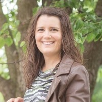 Danielle Welsh Email & Phone Number