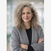 Profility Employee Shirley Lazarovich's profile photo