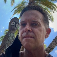 Vincent de Oliveira Email & Phone Number