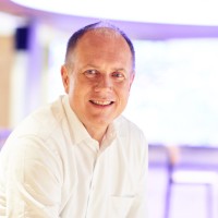 Email e telefono di Frank Riemensperger