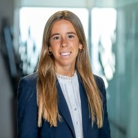 Projecting Employee Ana Romeu Hernández's profile photo