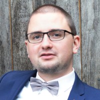 Bastian Bösche Email
