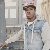 Voss Signs, LLC 1-800-473-0698 Employee De'Ondray Tape's profile photo