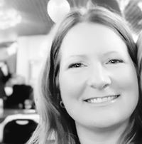 Rowcroft Hospice Employee Robyn M.'s profile photo