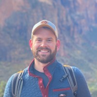 Tufts Veterinary Emergency Treatment & Specialties Employee Seth Snow's profile photo