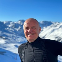 Eryk Walkiewicz Email