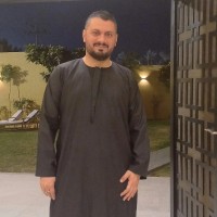 ياسر رياض Email