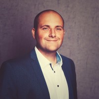 Philipp Huismann Email