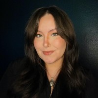 Resolution Recruiting Employee Emma Klein's profile photo