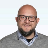 Ralf Bippes Email