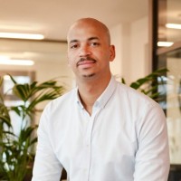 Email e telefono di Alexis Houssou