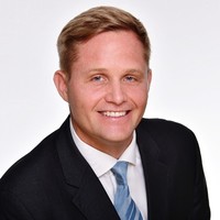 Oldenburgische Landesbank AG Employee Keith Vine's profile photo