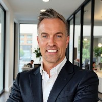 Email e telefono di Oliver Jones