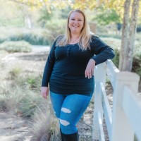 Pacific Gateway Insurance Agency Employee Justine Bigelow's profile photo