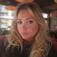 Aryane Gouvêa Email & Phone Number