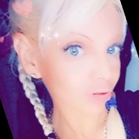 e-Commerce Solutions Employee Lauren Odes's profile photo