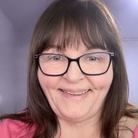 Kim Phillips Email & Phone Number