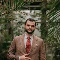 Dan Antonesă Email