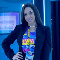 Isabella Hoffmann de Faria Email