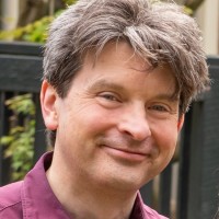 E-mail e número de telefone de Thomas Caldwell