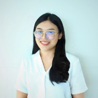 Putu Paramitha Email
