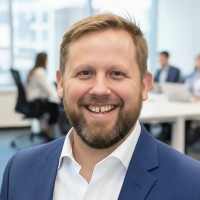 Jura Management AG Employee Stefan van der Vlies's profile photo