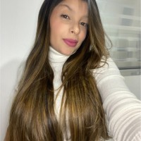 Beatriz Siqueira Email