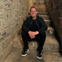 Elliott Simon Email & Phone Number