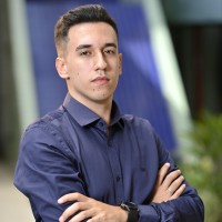 Vitor Saugo Email