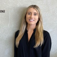 OC Revive Employee Heather Heller's profile photo