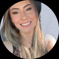 Priscila Lopes Email