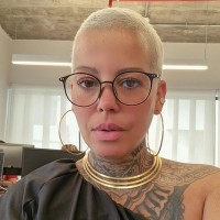 Sweet Secrets Employee Ariene Pires's profile photo