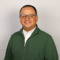 V-Me Media, Inc. Employee Michael Fernández's profile photo