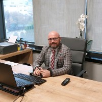 Mustafa Karakoc Email