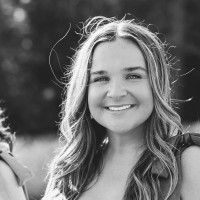 Anna Heflin Email & Phone Number