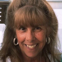 Atlantic Union Bank Employee Lori McCarty's profile photo