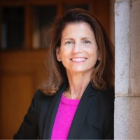 Carolyn Parelli Email & Phone Number