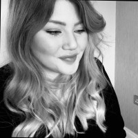 Decorating Centre Online Employee Laura Race's profile photo