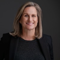 Willis Allen Real Estate Employee April Lockey's profile photo