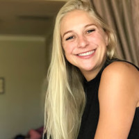 eBay Employee Stephanie Simons's profile photo