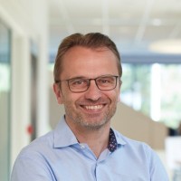 Carsten Højlund Email