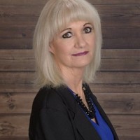 1045 Commercial Real Estate Employee Susan Moore's profile photo