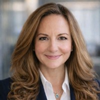 Coursera Employee Trena Minudri's profile photo