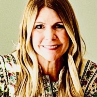 Visual Comfort & Co. Employee Stephanie Wilcox's profile photo