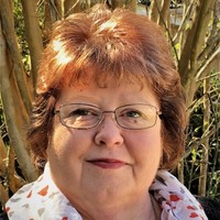 Knollwood Pointe Employee Debbie Nicoll's profile photo