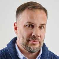 Found Employee Dan Moore's profile photo