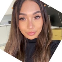 Tesla Employee Betsy Webb's profile photo