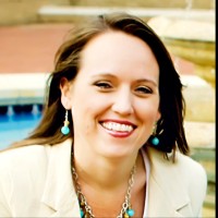 Leslie Flores Email & Phone Number