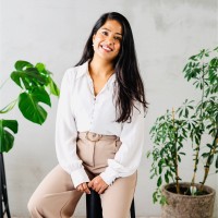 Komal Narayan Email